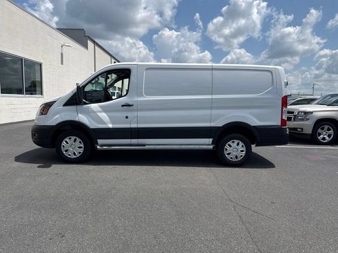 Used 2025 Ford Transit 250 Low Roof w/ Exterior Upgrade Package RWD image 2