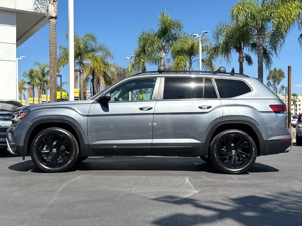 Used 2022 Volkswagen Atlas SE AWD/4WD image 2