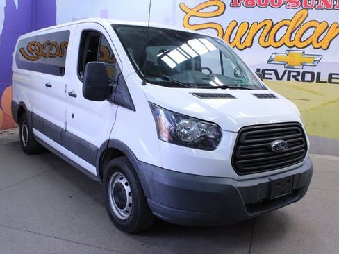 Used 2016 Ford Transit 150 XL image 4