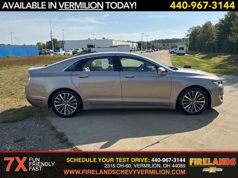 Used 2018 Lincoln MKZ Premiere image 6