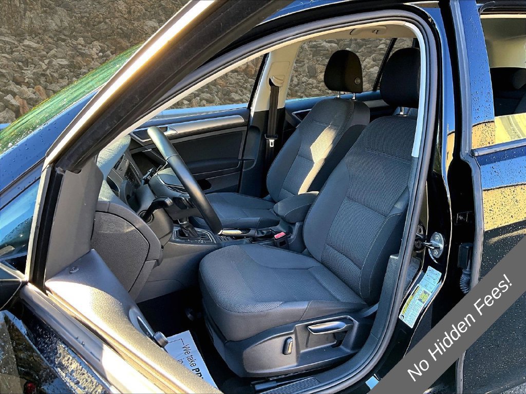 Used 2017 Volkswagen Golf S AWD/4WD image 21