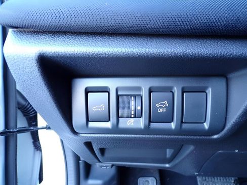 Certified 2025 Subaru Outback Premium image 24