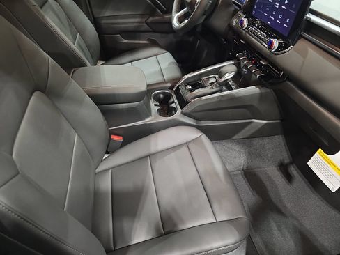 New 2026 GMC Canyon Elevation w/ Convenience Package RWD image 10