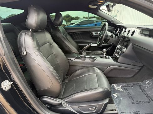 Used 2018 Ford Mustang GT Premium RWD image 24