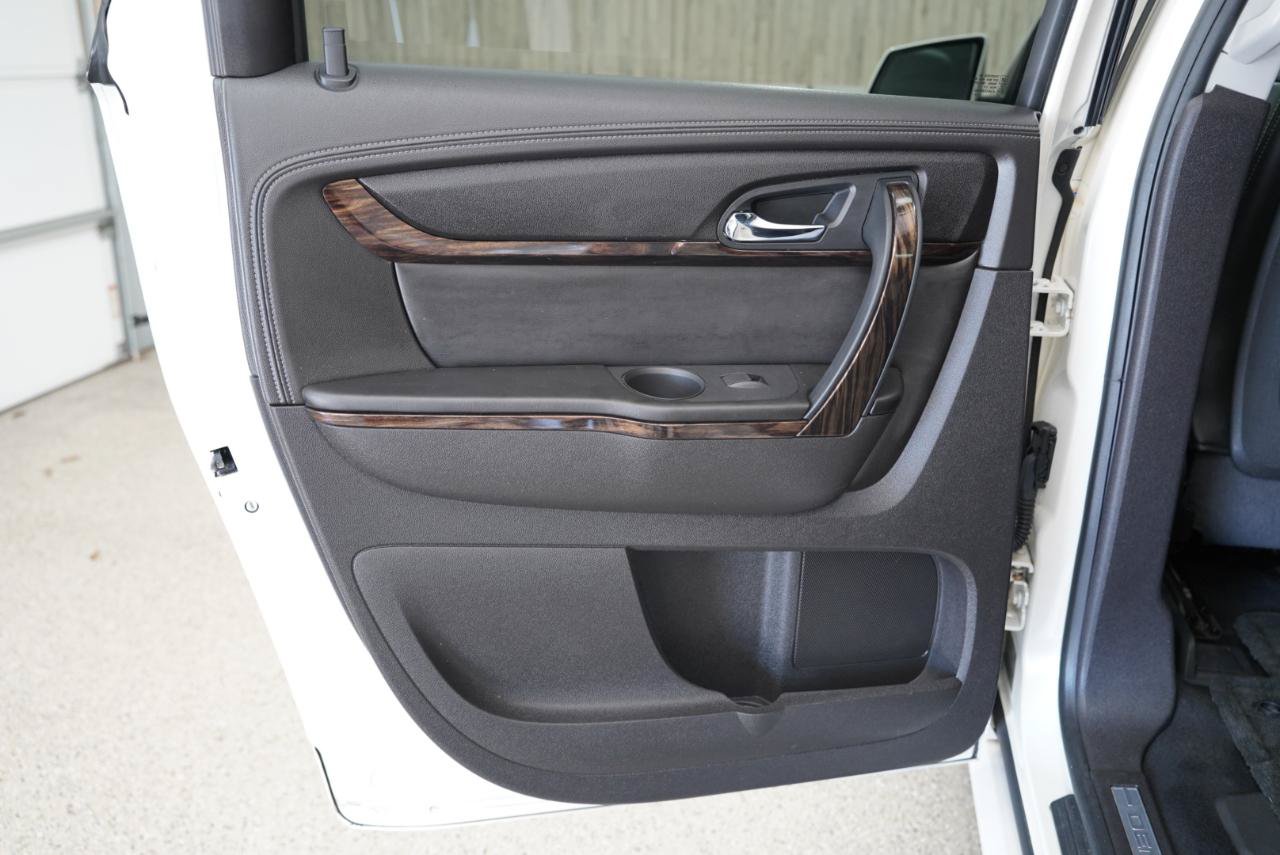Used 2013 GMC Acadia Denali FWD image 35