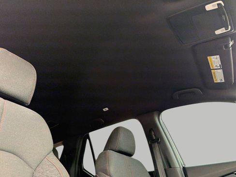 Used 2025 Honda Pilot Sport image 20