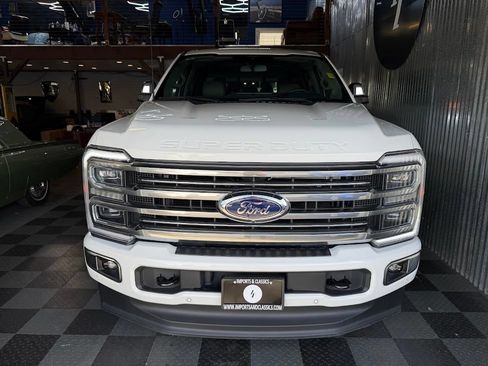 Used 2025 Ford F350 Platinum w/ Platinum Plus Package AWD/4WD image 5