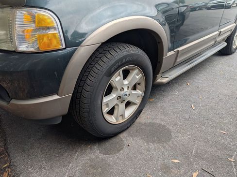 Used 2003 Ford Explorer Eddie Bauer image 5