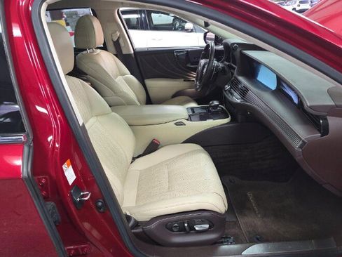 Used 2019 Lexus LS 500 AWD w/ Luxury Package image 9