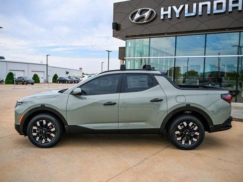 New 2026 Hyundai Santa Cruz SEL FWD image 2