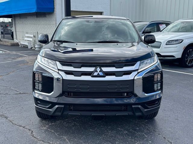 Used 2023 Mitsubishi Outlander Sport ES AWD/4WD image 2