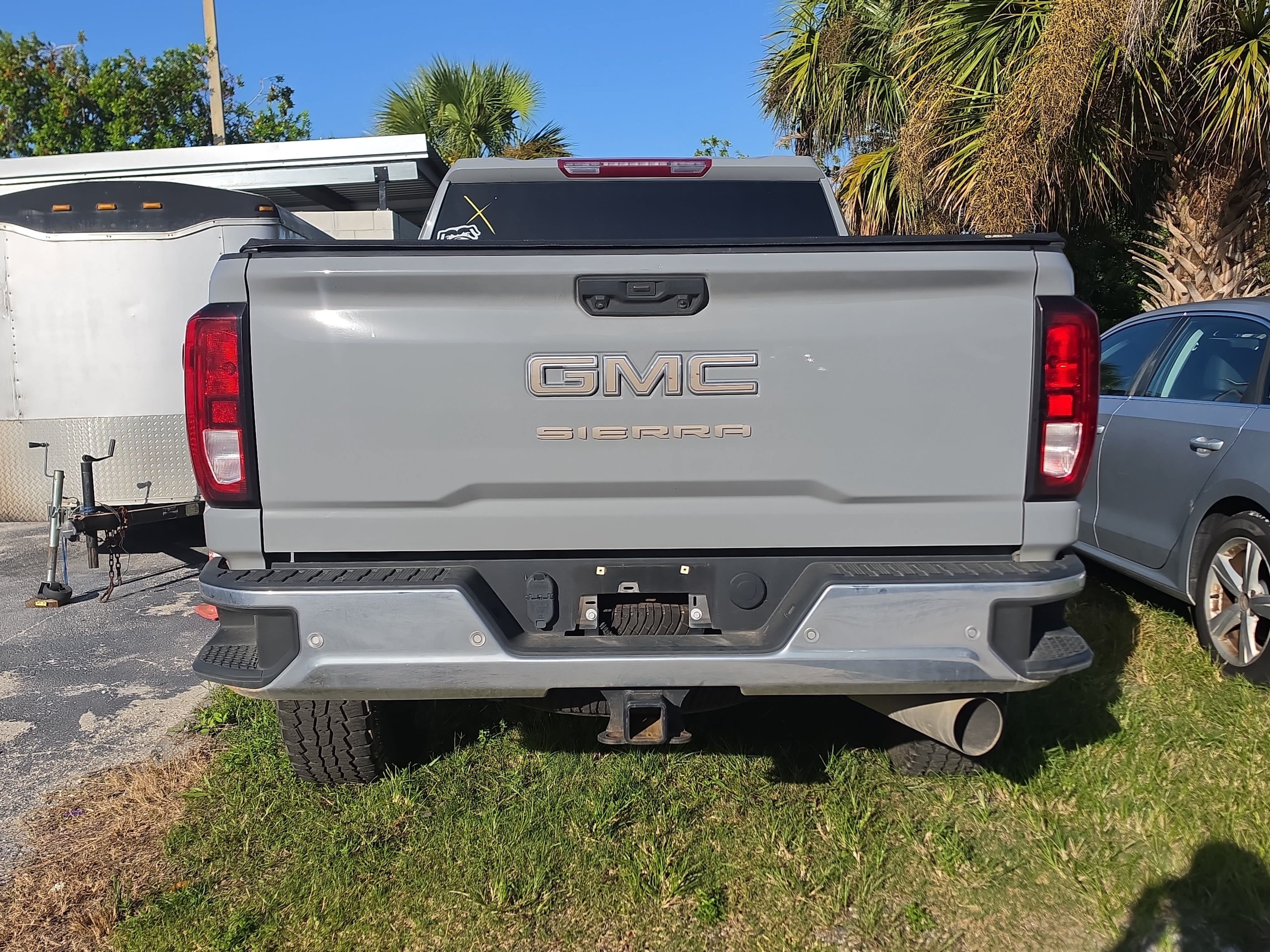 Certified 2025 GMC Sierra 2500 Pro w/ 1SA Pro Safety Plus Package AWD/4WD image 5