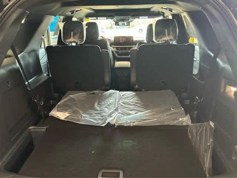 New 2025 Ford Explorer ST-Line w/ Premium Package image 27