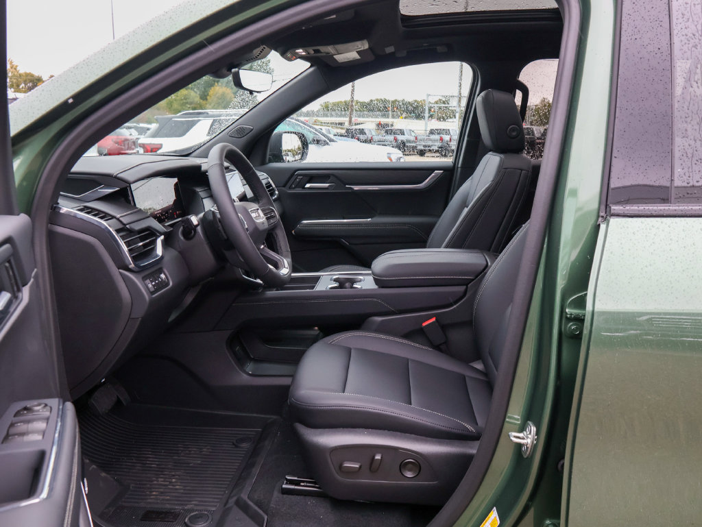 New 2027 GMC Acadia Elevation w/ Black Edition AWD/4WD image 8
