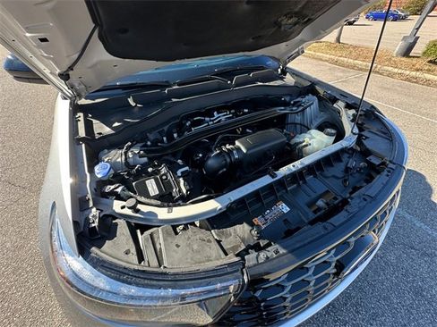 Used 2022 Ford Explorer ST-Line image 32