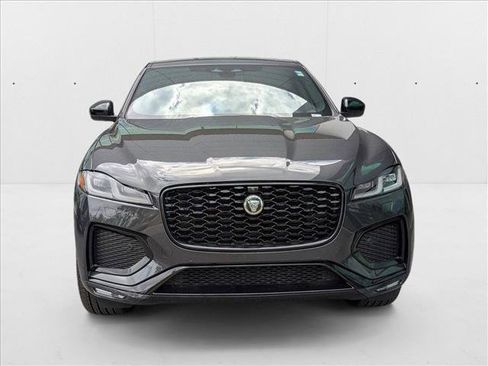 New 2026 Jaguar F-PACE R-Dynamic S image 7