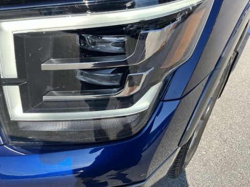 Used 2023 Nissan Titan Platinum Reserve w/ Moonroof Package image 9