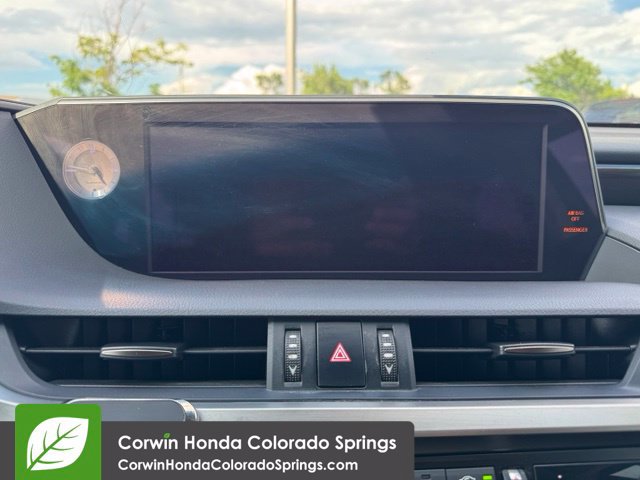Used 2019 Lexus ES 300h FWD image 19