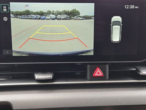 New 2026 Kia Carnival EX FWD image 16