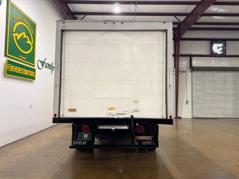 Used 2019 Ford F550 2WD Regular Cab Super Duty image 7
