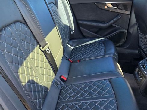Used 2019 Audi S4 Premium Plus w/ Premium Plus Package image 44