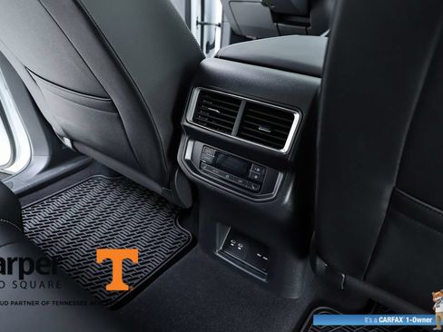 Used 2025 Volkswagen Atlas SEL AWD/4WD image 39