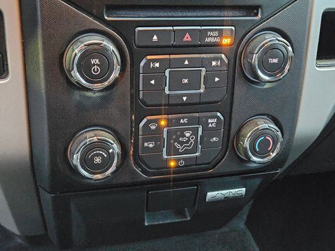 Used 2013 Ford F150 XLT w/ Luxury Equipment Group image 27