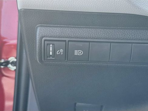 Used 2025 Toyota Corolla XSE FWD image 10