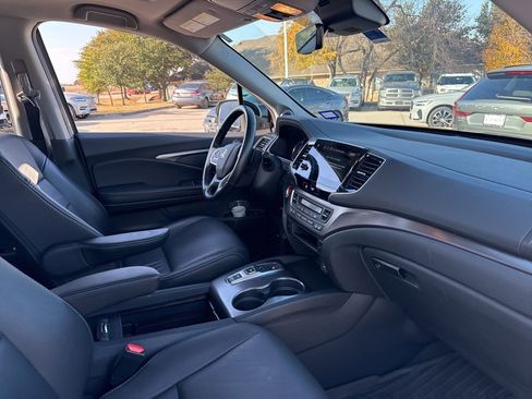 Used 2022 Honda Pilot EX-L image 12