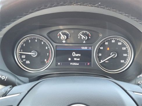 Used 2020 Buick Enclave Essence w/ Sport Touring Edition image 16