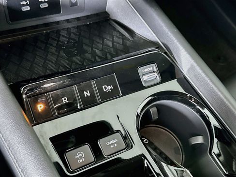 Used 2025 Nissan Murano SV AWD/4WD image 24
