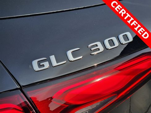 Certified 2025 Mercedes-Benz GLC 300 image 14