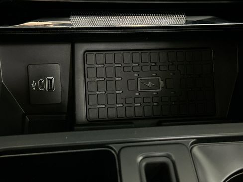 New 2025 Ford F150 Raptor w/ Equipment Group 803A Raptor R image 27