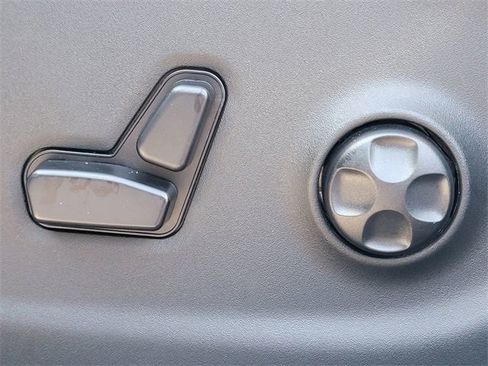 Certified 2020 Jeep Cherokee Limited image 4