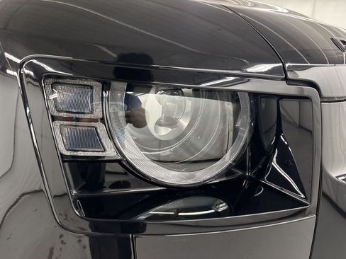 Used 2025 Land Rover Defender 110 S AWD/4WD image 11