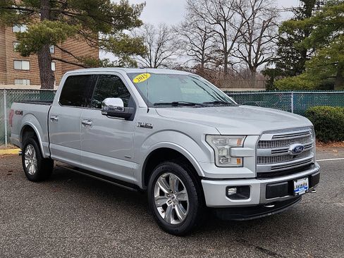 Used 2015 Ford F150 Platinum w/ Equipment Group 701A Luxury image 3