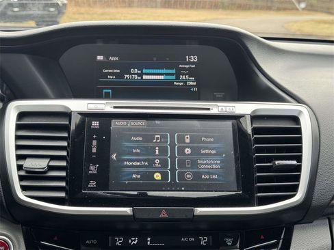 Used 2017 Honda Accord EX image 4