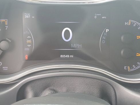 Used 2017 Jeep Grand Cherokee Limited AWD/4WD image 26