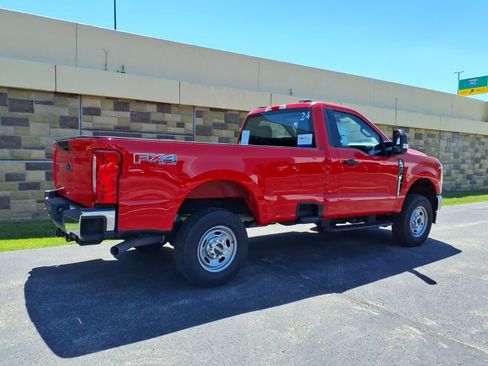 Used 2024 Ford F250 XL w/ FX4 Off-Road Package AWD/4WD image 11