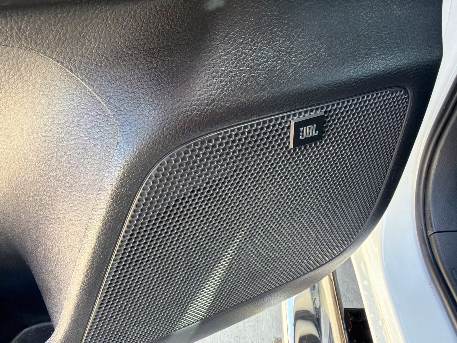 Used 2021 Toyota Tacoma Limited RWD image 19