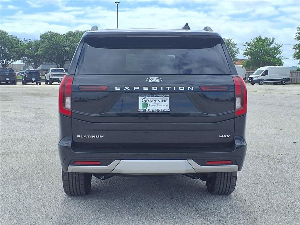New 2026 Ford Expedition Max Platinum w/ Platinum Ultimate Package AWD/4WD image 5