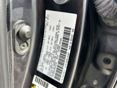 Used 2023 Toyota Tacoma TRD Off-Road w/ Black Out Package (TMS) image 10