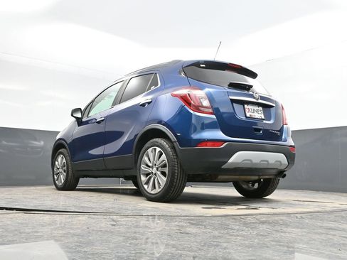 Used 2020 Buick Encore Preferred image 35
