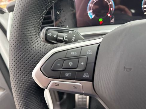 New 2026 Volkswagen Tiguan SE R-Line image 22