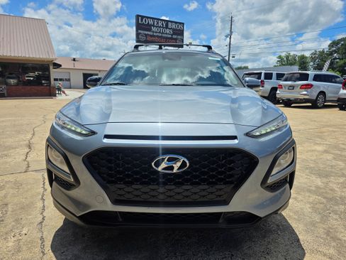 Used 2020 Hyundai Kona SEL FWD image 2