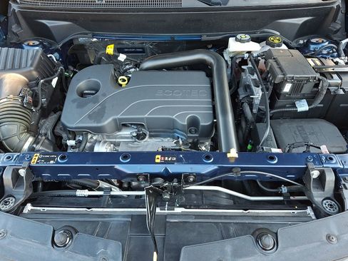 Used 2023 Chevrolet Equinox LT image 27