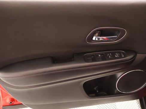 Used 2016 Honda HR-V EX image 16