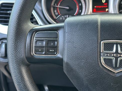 Used 2019 Dodge Journey SE image 21