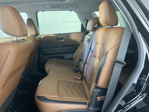 Certified 2024 Nissan Pathfinder Platinum w/ Cargo Package image 24