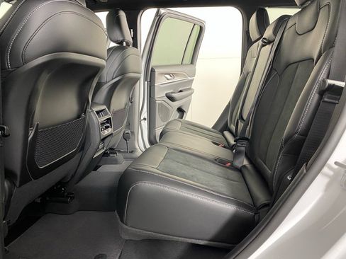 New 2026 Jeep Grand Cherokee Altitude AWD/4WD image 26